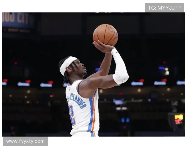 亚历山大冲击纪录雷霆首胜勇士